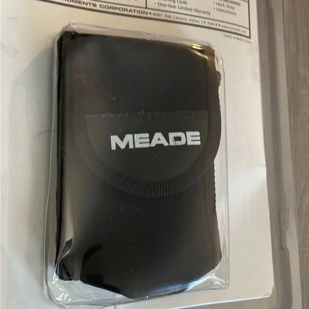 Meade TravelView Binocular